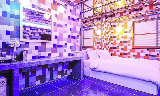 Taean Hotel | Cozy Stay at Rambo Drive In with Breakfast Included