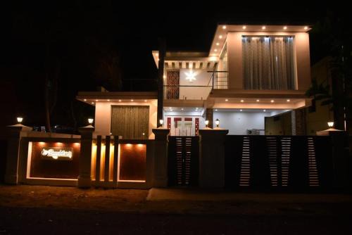 Thanjavur Villa | Family-Friendly Stay at Ramchitra's Hotel Awaits You