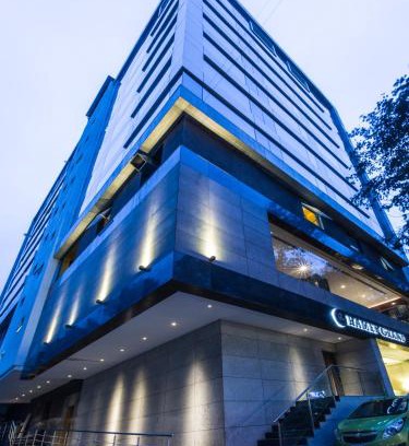 Shivajinagar Hotel | Elegant Ramee Grand Hotel and Spa in Pune with Pool & Spa