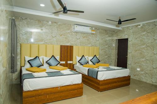 Rameshwaram Hotel | Rameswaram Temple Tower Hotel