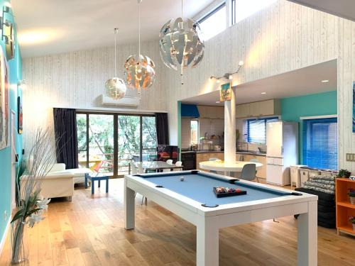 Kisami Apartment | Relaxing Ramjet Kisami Beach House - Walk to the Ocean!