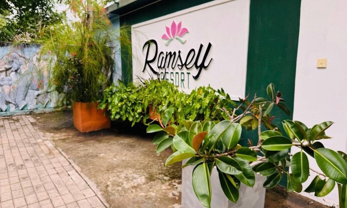 Anuradhapura Hotel | Ramsey Resort: Relaxing Spa Retreat with Family-Friendly Perks