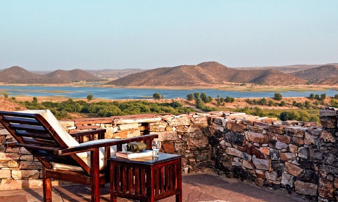 Sapotra Hotel | Discover Ramthara Fort: A 4-Star Oasis with Spa & Dining