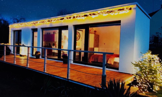 Trsice House | Discover Ranch 66 - Modern Tiny House with Hot Tub & Pool