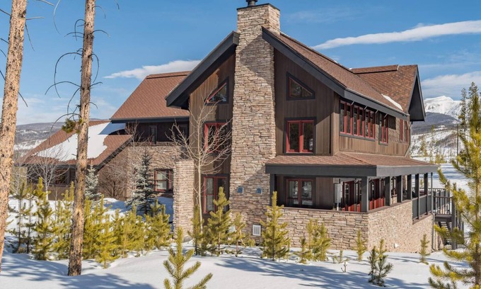 Tabernash House | Ranch Creek Lodge | Pet-Friendly with Private Hot Tub!