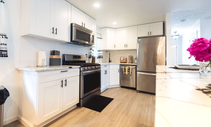 Piscataway House | Spacious Ranch Haven BnB: Ideal for Families and Pets