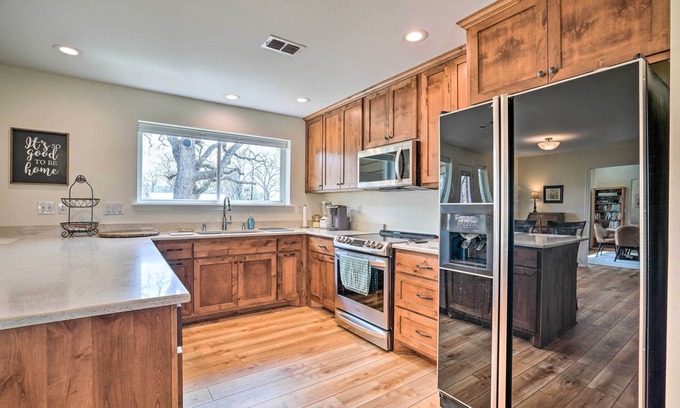 Kerrville House | Scenic Ranch House with Large Backyard & Spa Amenities