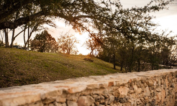 Dripping Springs House | Stunning Ranch House with Breathtaking Ocean Views