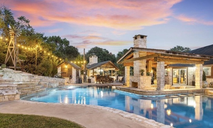 Cypress House | Idyllic Ranch Style Retreat with Resort-Style Pool