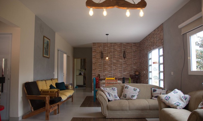Camanducaia Cottage | Discover Diamond Ranch: Family-Friendly Retreat with Pets Allowed