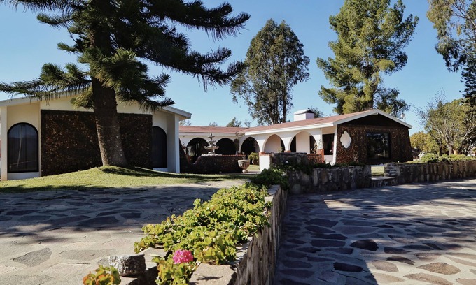 San Antonio de las Minas Bed & Breakfast | Experience Nature at Rancho el Parral - Rated 9.8/10
