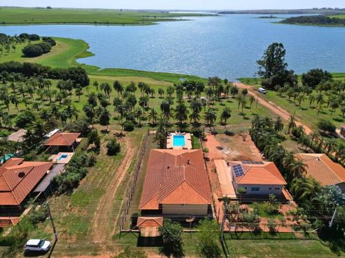 Corrego Azul House | Experience Rancho em Araçatuba: A 4-Star Family Retreat
