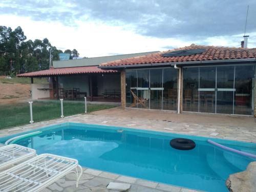 Capitolio House | Discover Rancho Fazenda Vista Alegre: Pet-Friendly Retreat