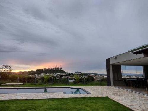 Piumhi Villa | Family-Friendly Getaway at Rancho Pôr do Sol with Pool