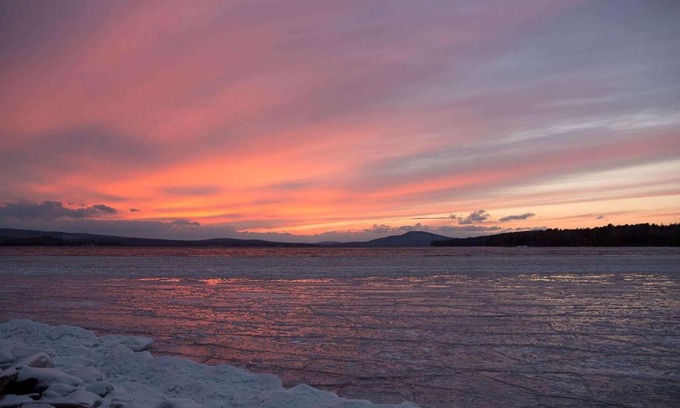 Rangeley Resort | Pet-Friendly Rangeley Lake Resort with Private Pool & Hot Tub