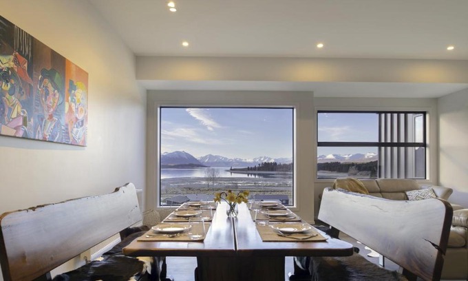 Lake Tekapo Bed & Breakfast | Discover Ranginui at Lake Tekapo - 4-Star Guest Rated!