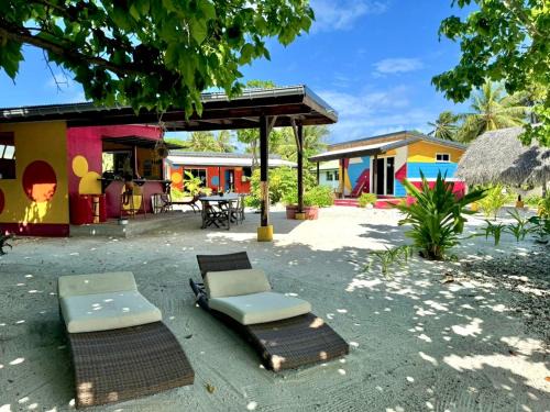 Rangiroa House | Oceanfront Rangiroa Cottage - Guest Rated 10/10 Experience