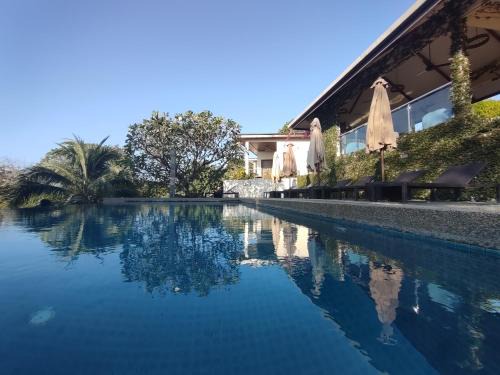 Langkawi Cabin | Experience Bliss at Ranis Lodge with Oceanfront Amenities