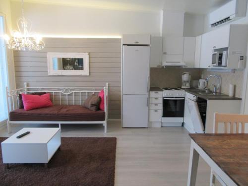 Kalajoki Apartment | Relaxing Oceanfront Retreat at Rantahiekka B3