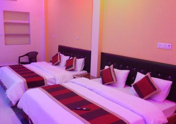Sawai Madhopur House | Comfortable Stay at Ranthambhore Tiger Hut with Breakfast