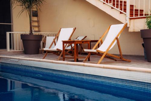 Xewkija House | Oceanfront Phase Guesthouse with Pool and Restaurant