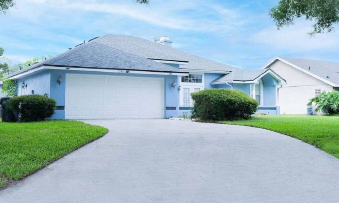 Ocoee House | Beautiful Heated Pool House Steps from Downtown Orlando