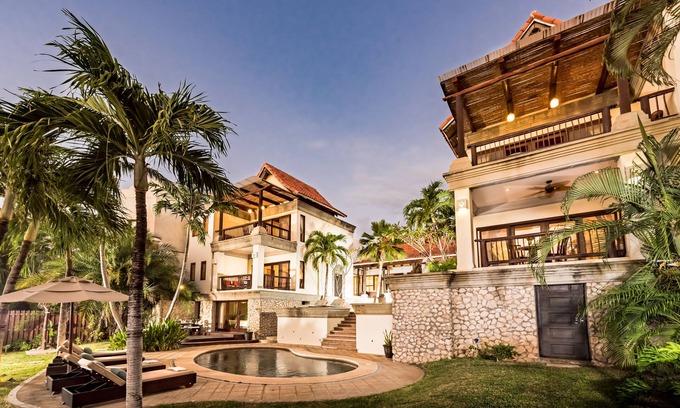 Playa Langosta House | Exclusive Beachfront Villa with Private Pool & Spa Amenities