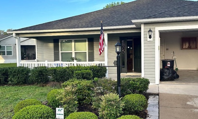 The Villages House | Discover the Historic Orange Blossom 3/2 with Golf Cart