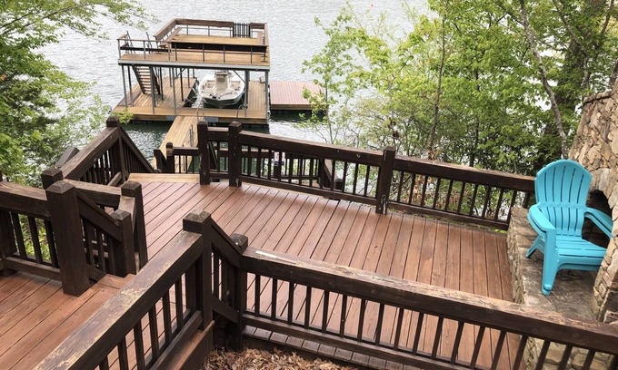 Morganton Cabin | Unforgettable Retreat on Year-Round Deep Water Lake Blue Ridge