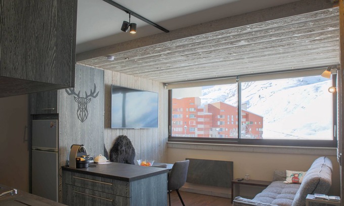 Les Menuires Apartment | Renovated 3-Room Apartment in Les Menuires with Ski Access