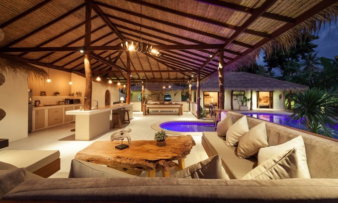 Hin Hong Villa | Unique 13-Bedroom Villas with Pools for Up to 26 Guests