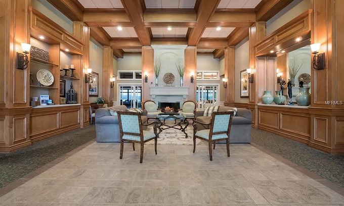 Sarasota House | Unique Family Retreat with Pool & Golf Course Access