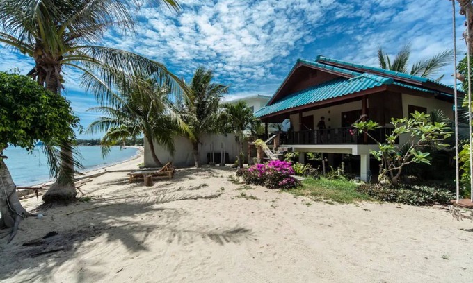 Ko Pha-ngan House | Coastal Villa Retreat with Pool and Ocean Views