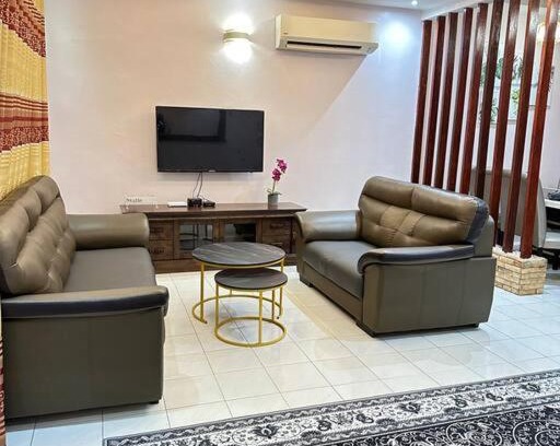 Seksyen 7 House | Rasa Sayang Homestay Shah Alam - Breakfast & Family-Friendly