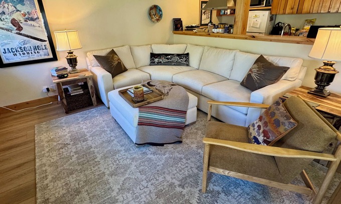 Moose Wilson Road Condo | Discover RASPBERRY MOOSE: KING BED Retreat with Hot Tub
