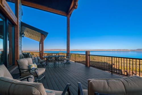 Fish Haven House | Discover Family-Friendly Stays at Raspberry Ridge Lodge