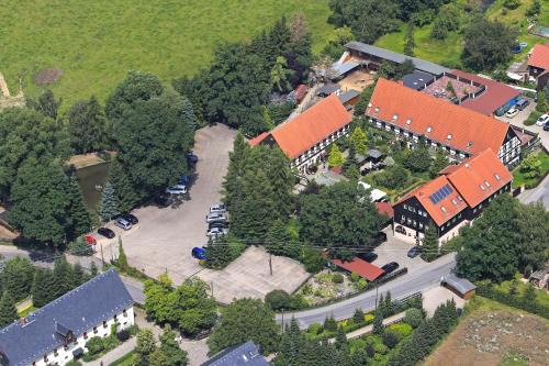 Langenwolmsdorf House | Cozy RATAGS Kunsthandwerkerhaus: Pet-Friendly Retreat