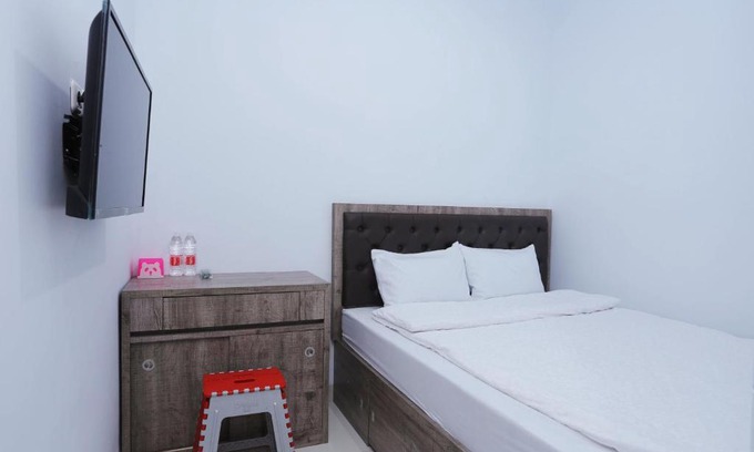 Jakarta House | Family-Friendly Stay at Ratana Cengkareng Syariah Hotel
