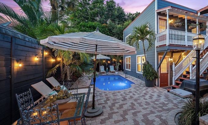 Sunshine Park Apartment | Top Rated Hotel in W. Palm Beach with Heated Pool & Ocean Views