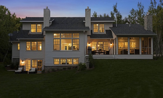 Pepin County House | Top-Rated Lake View VRBO with Designer Touch and Amenities