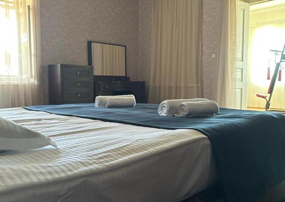 Telavi House | Budget-Friendly Stay at Rati's Home - Pet & Child Friendly