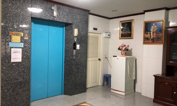 Phlabphla Hotel | Budget-Friendly Rattanasook Residence: Family & Accessible Stay