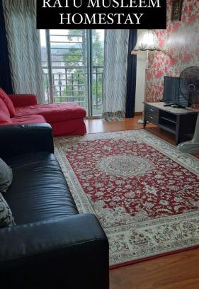 Bandar Puncak Alam Apartment | Family-Friendly Ratu Homestay with Pool & Great Reviews