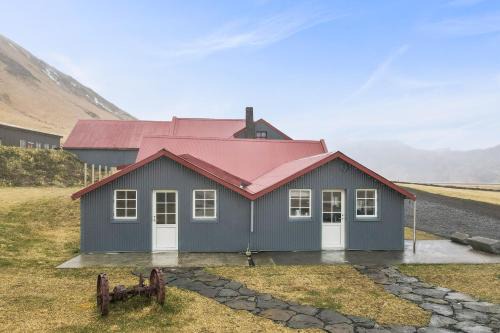 Eyvindarholar Apartment | Top-Rated Stay at Rauðafell ChickenCoop - 9/10 Guest Score