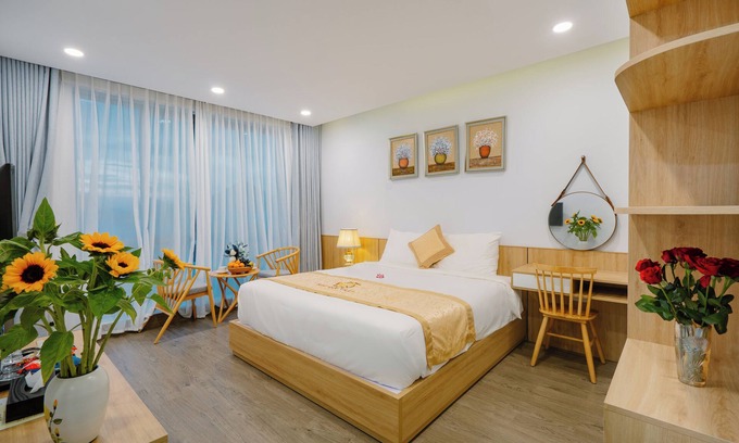 Hoi An City Centre Villa | Rau Que Villa Hoi An: Poolside Bliss Near An Bang Beach