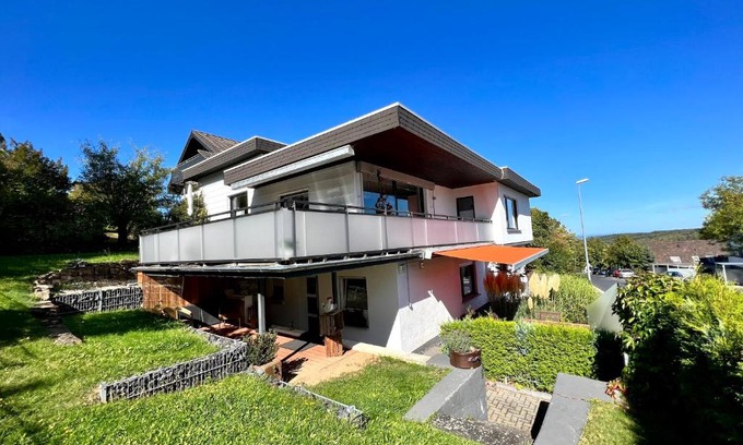 Bad Muenstereifel Apartment | Pet-Friendly Auszeit: Rated 9.2/10 for Family Comfort