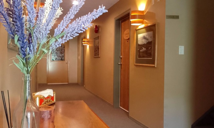 McBride Hotel | Eco-Friendly Lodge McBride: Spa, Hot Tub & Top Rating
