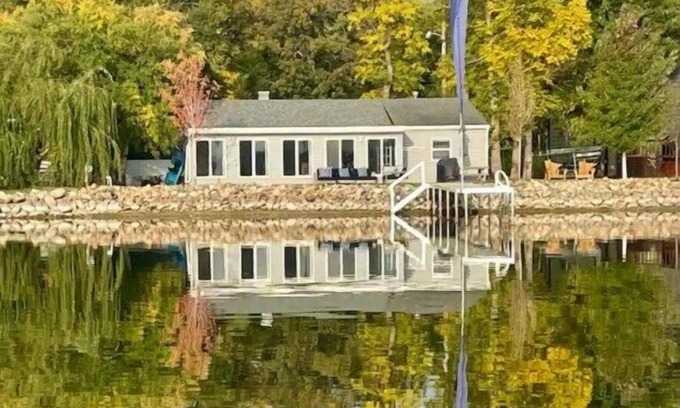 Detroit Lakes House | Relax at Ravenswood on Lake Melissa in Detroit Lakes