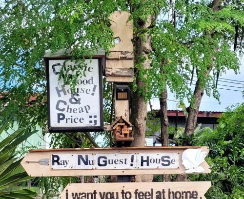 Ayutthaya Bed & Breakfast | Affordable Family Stay at Ray Nu Guest House with Great Reviews