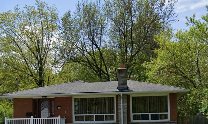 Scarborough House | Rayann’s Paradise is an excellent place to stay providing the “ Home away Home”.